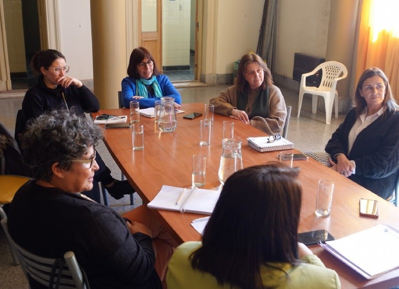 Encuentro encabezado por Verónica Di Tata.