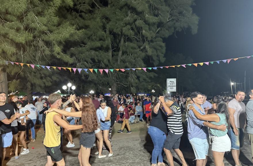 La gente disfrutó en Solís.