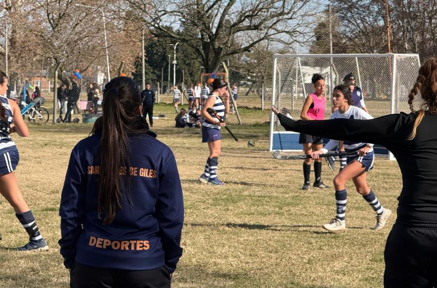 Se inauguró la Escuela Municipal de Hockey