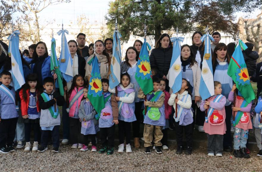Los más chicos fueron parte del acto.