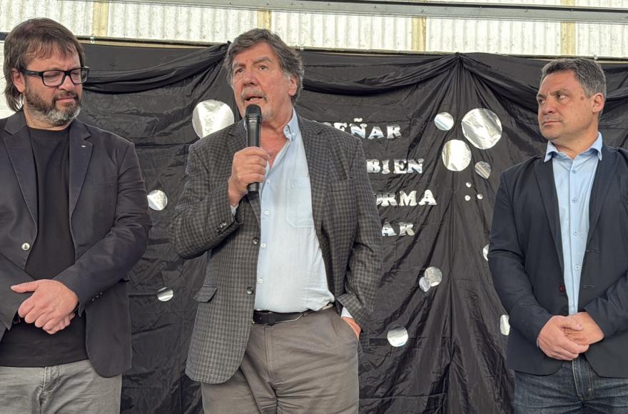 Sileoni agradeció al intendente Gesualdi por el trabajo conjunto.