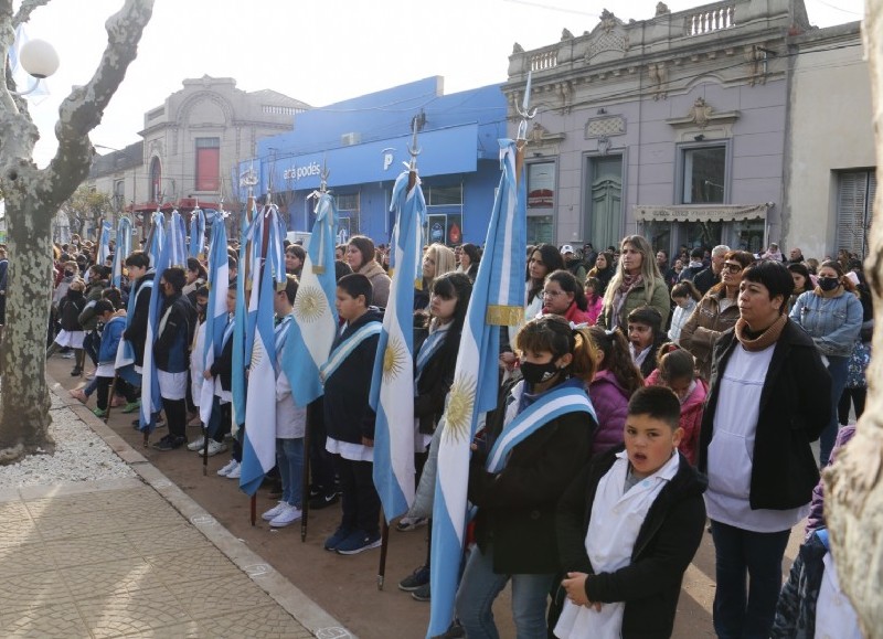 Un pasaje de la ceremonia en Plaza San Martín.