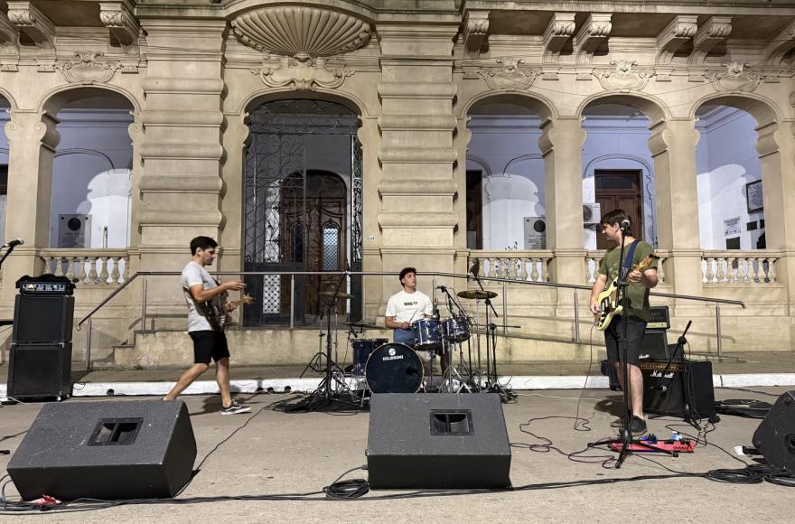 Plaza San Martín vibró al ritmo de la música.