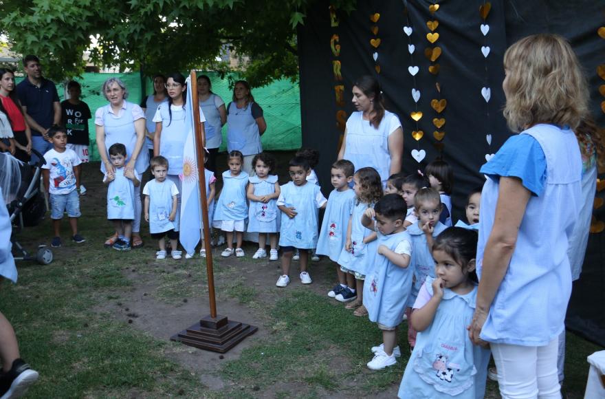 Emotiva ceremonia.