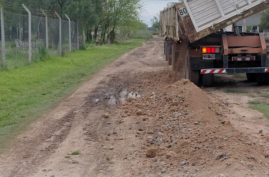 Prevención y mantenimiento urbano: el Municipio avanza con tareas de saneamiento