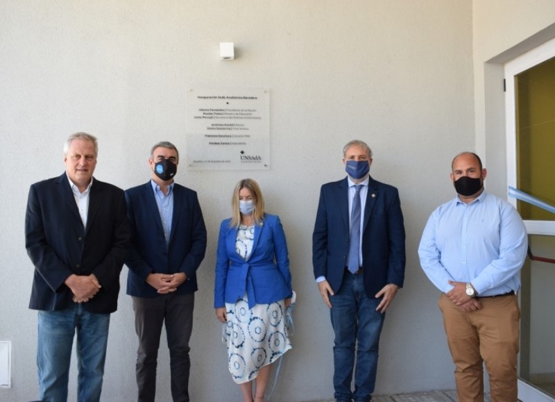 La Universidad de San Antonio de Areco abrió sus nuevas oficinas con aulas y laboratorios en Baradero.