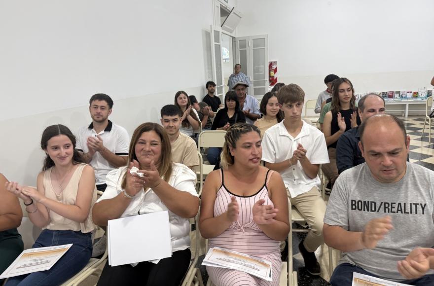 La UNSAdA, con la colaboración del Municipio y en coordinación con el Programa Puentes, ofrecieron esta propuesta.