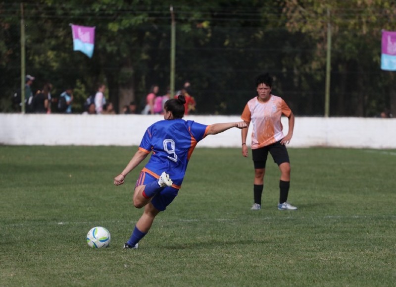 "Copa Amistad".