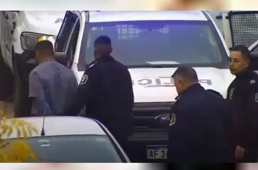 Fueron detenidos tres sospechosos.