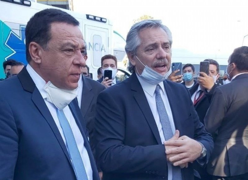 El intendente de Zárate, Osvaldo Cáffaro y el presidente Alberto Fernández. 