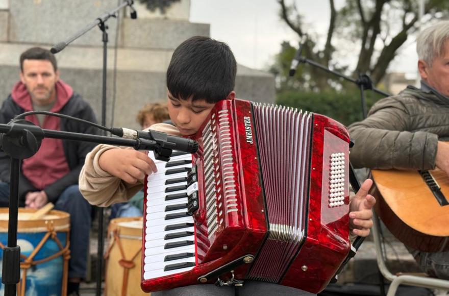 La Orquesta Arroyos y Sembraderos realizó un ensayo general abierto al público