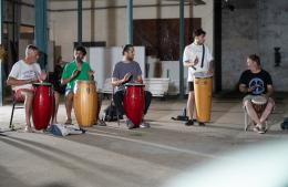 Arrancó el taller de percusión e improvisación con señas