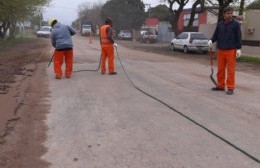 Comenzó el asfaltado del acceso a Cucullu