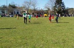 Escuela Municipal de Fútbol en Azcuénaga
