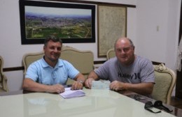 Gesualdi entregó un subsidio para los Bomberos Voluntarios