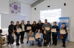 Se entregaron certificados del Curso de Manipuladores de Alimentos