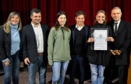 Kicillof pasó por nuestra ciudad: entrega de escrituras y recorrida por la futura Secundaria Kaufmann