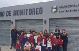 Visita del Colegio Los Robles al Centro de Monitoreo