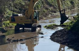 Comenzó una nueva limpieza en un tramo del arroyo Giles