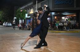 “Abrazadxs al Tango”: exitosa milonga de verano