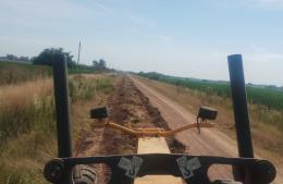 Comenzaron tareas de conformado del camino desde San Alberto hacia Espora