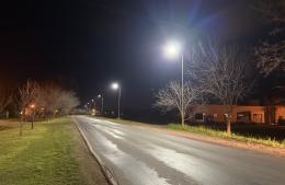 Nueva iluminación LED en acceso Colón